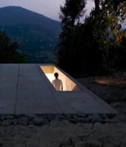 Tolo House
